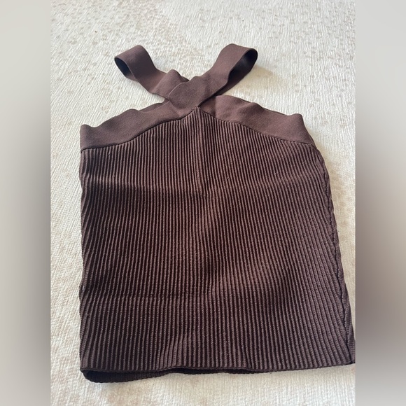 Babaton Ribbed Criss Cross Top - Picture 2 of 9